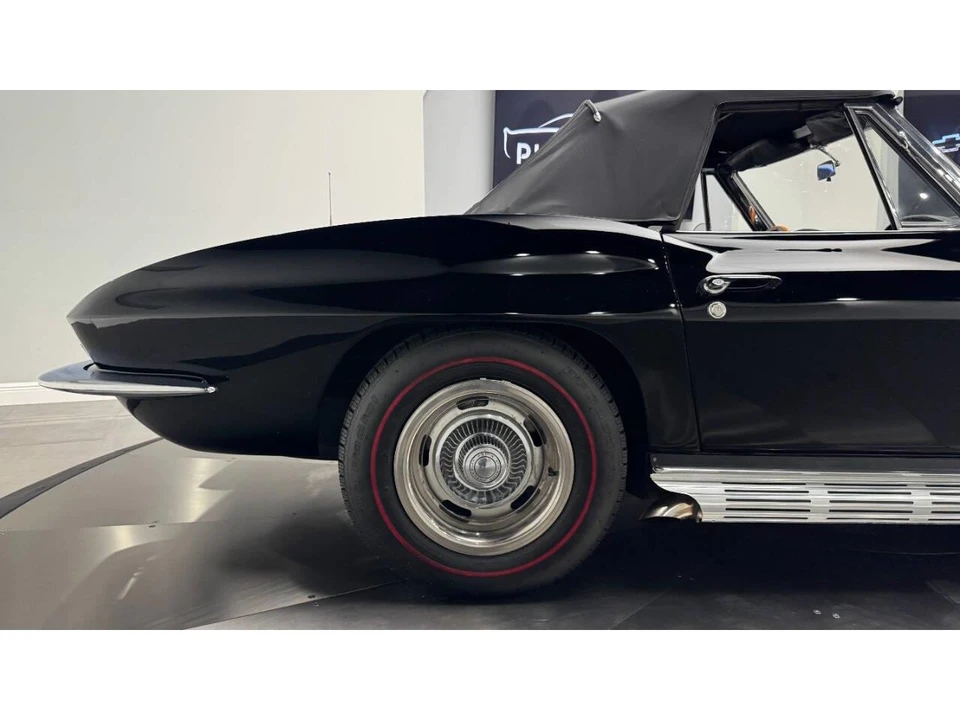 1965 Chevrolet Corvette C2 - Image 24 of 31