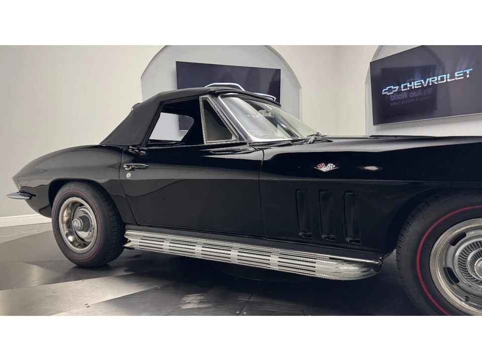 1965 Chevrolet Corvette C2 - Image 14 of 31