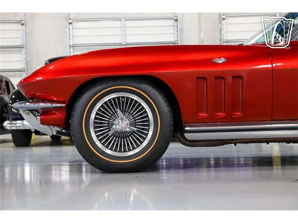 1965 Chevrolet Corvette C2 - Image 17 of 31