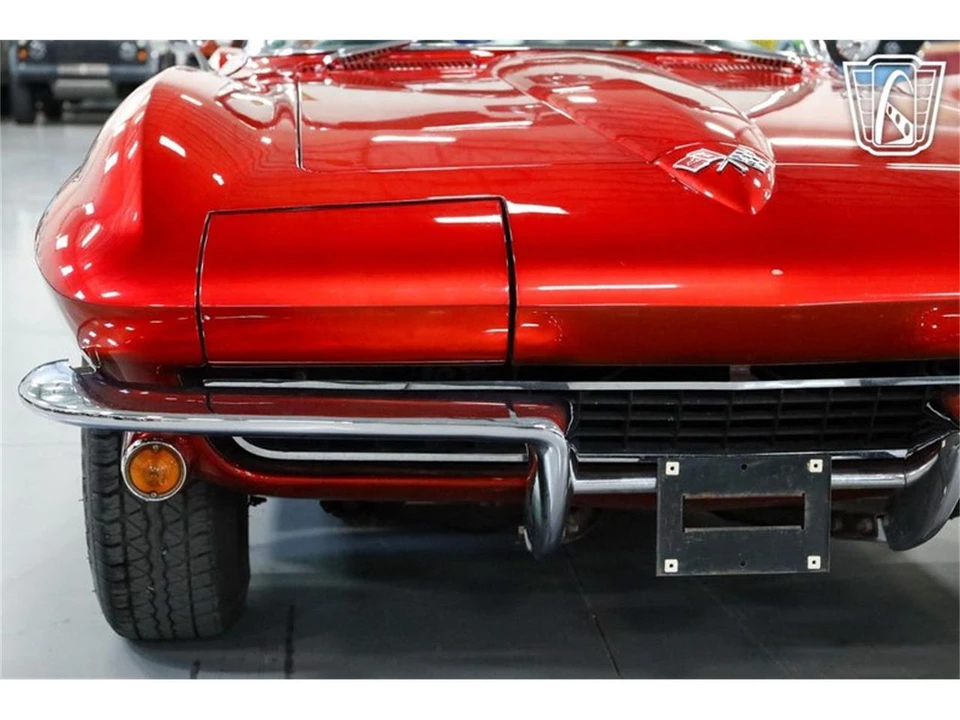 1965 Chevrolet Corvette C2 - Image 8 of 31