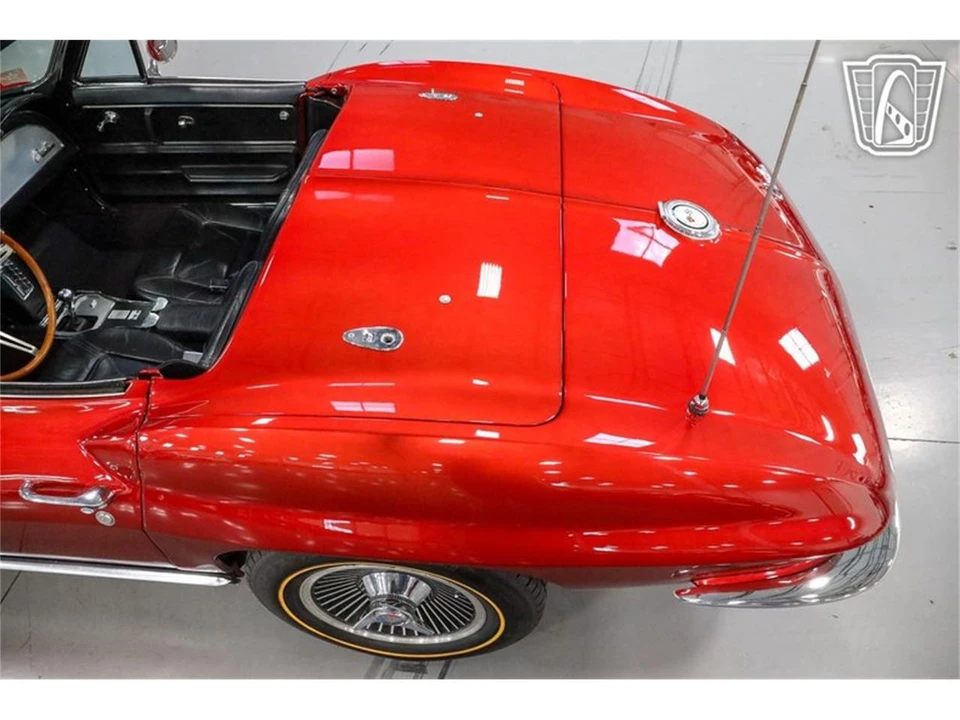 1965 Chevrolet Corvette C2 - Image 20 of 31