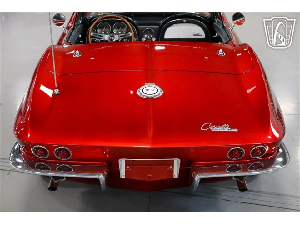 1965 Chevrolet Corvette C2 - Image 26 of 31