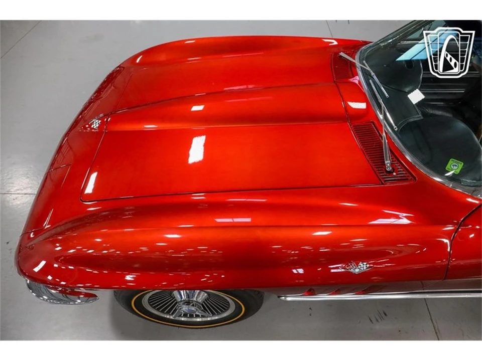 1965 Chevrolet Corvette C2 - Image 16 of 31