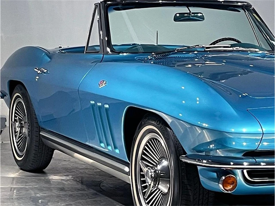 1965 Chevrolet Corvette C2 - Image 21 of 31