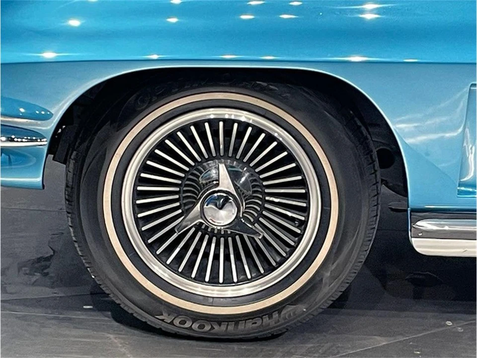 1965 Chevrolet Corvette C2 - Image 14 of 31