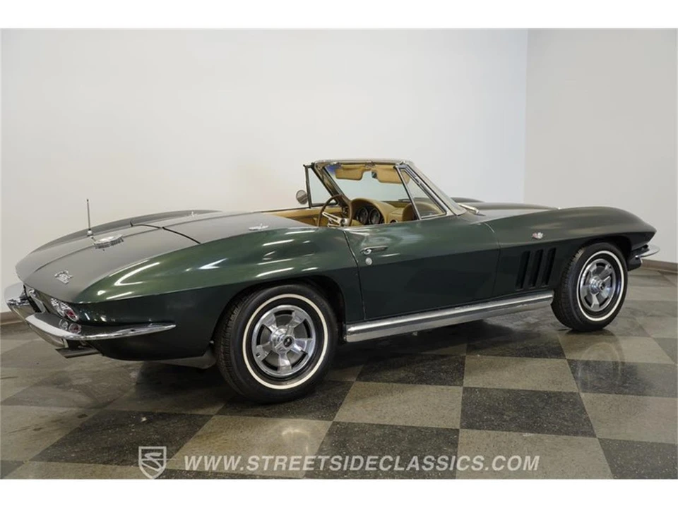 1965 Chevrolet Corvette C2 - Image 14 of 31
