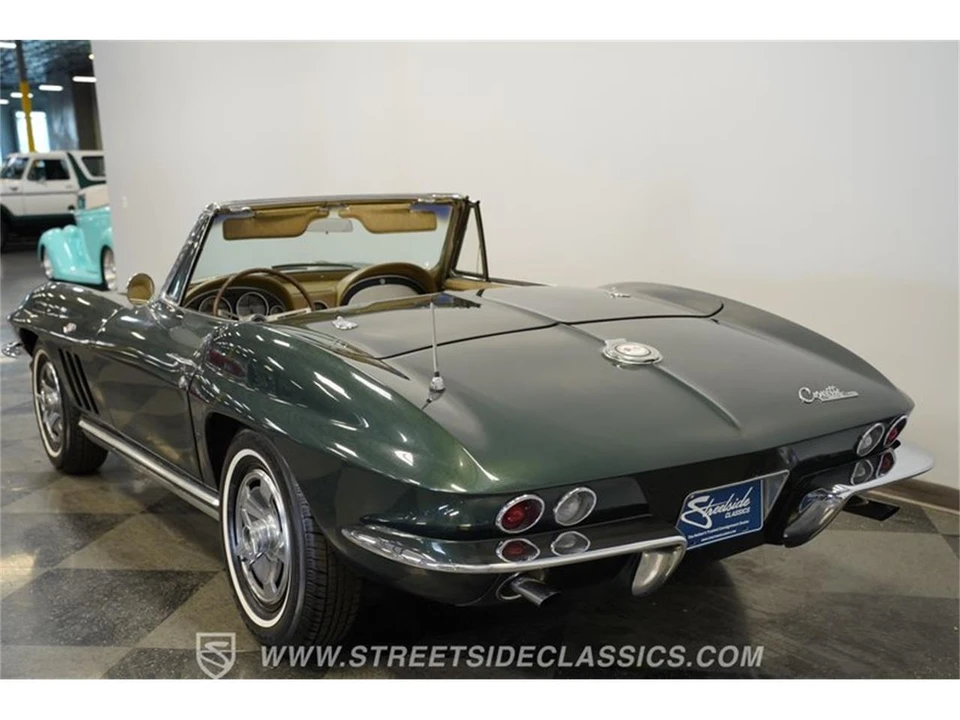 1965 Chevrolet Corvette C2 - Image 10 of 31