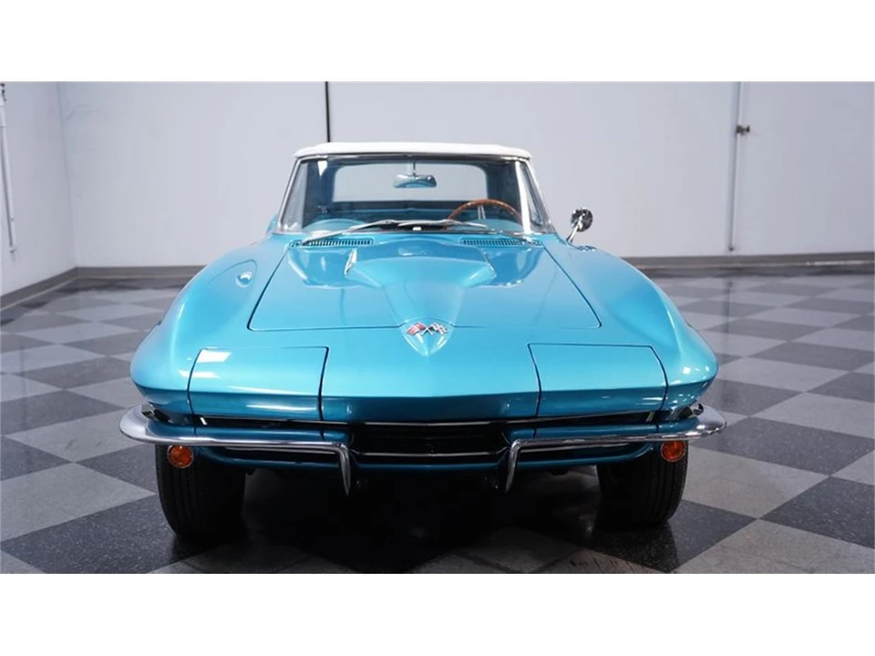1965 Chevrolet Corvette C2 - Image 16 of 31