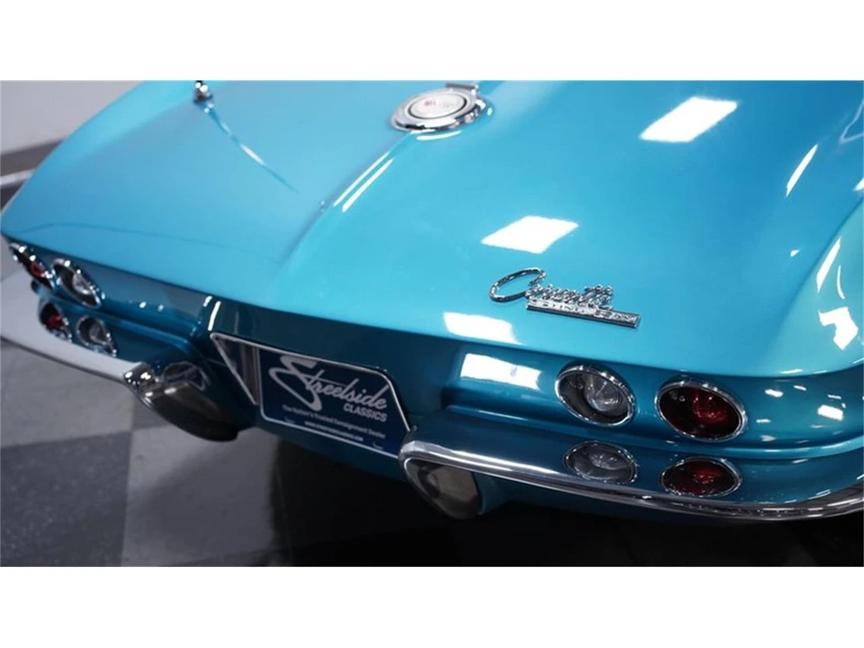 1965 Chevrolet Corvette C2 - Image 22 of 31