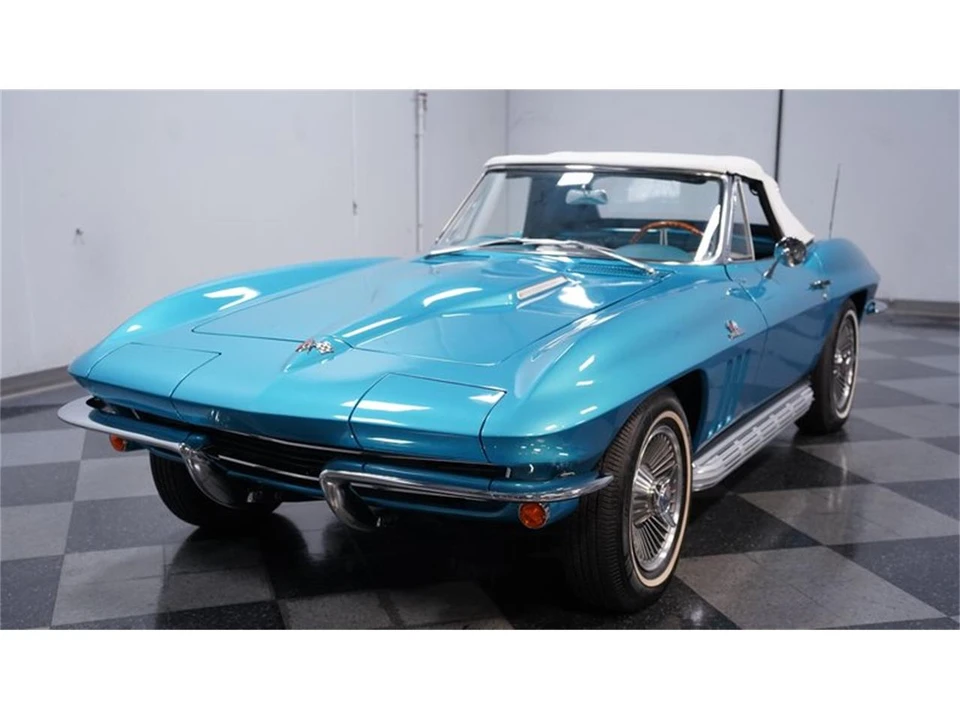 1965 Chevrolet Corvette C2 - Image 17 of 31