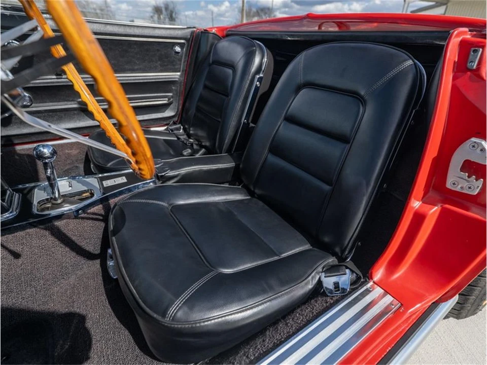 1965 Chevrolet Corvette C2 - Image 18 of 31