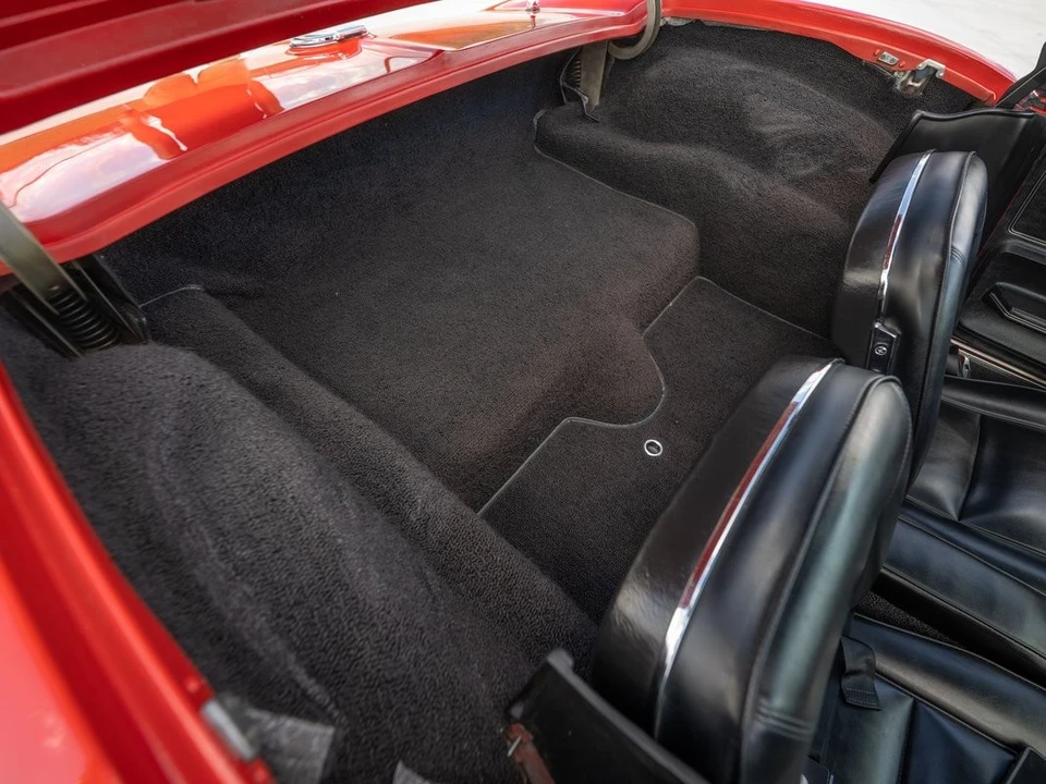1965 Chevrolet Corvette C2 - Image 24 of 31