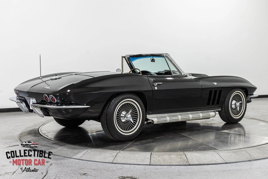 1965 Chevrolet Corvette C2 - Image 21 of 31