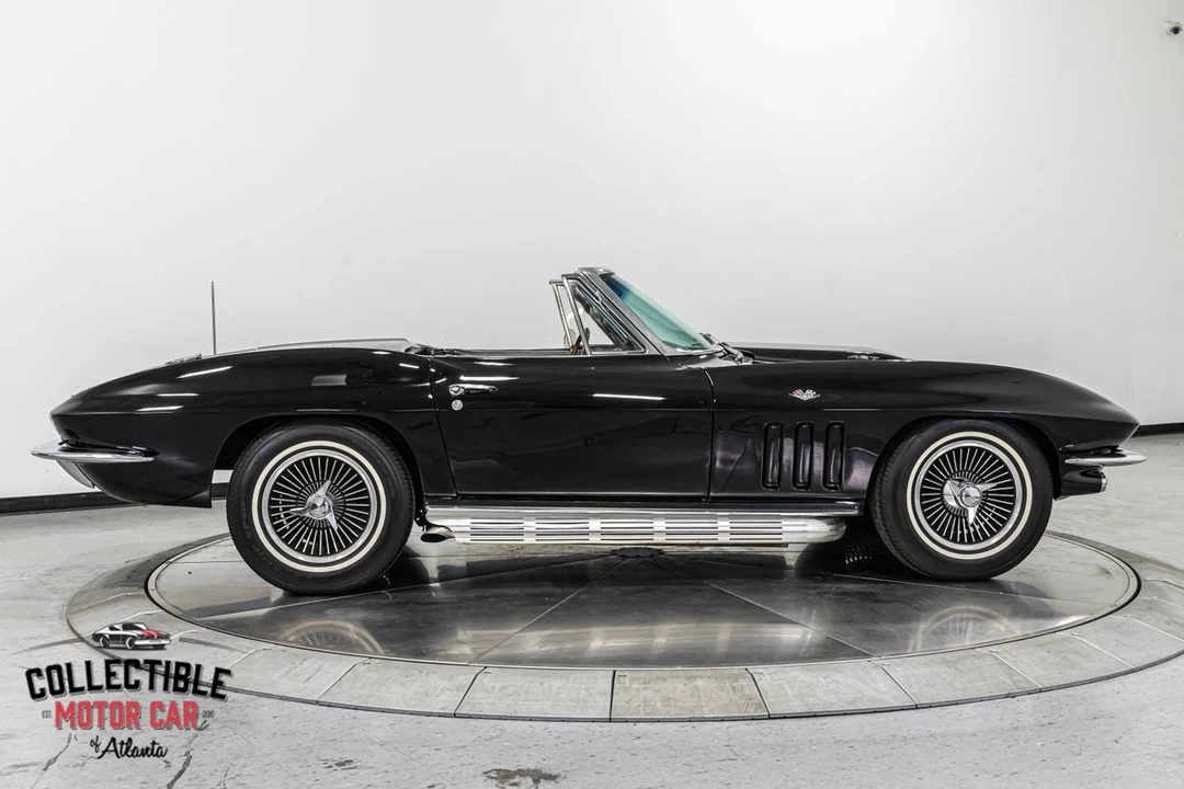 1965 Chevrolet Corvette C2 - Image 23 of 31