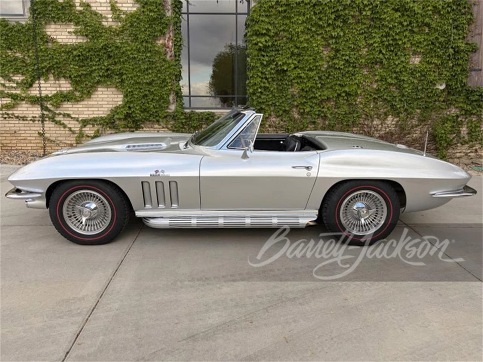 1965 Chevrolet Corvette C2 - Image 4 of 9