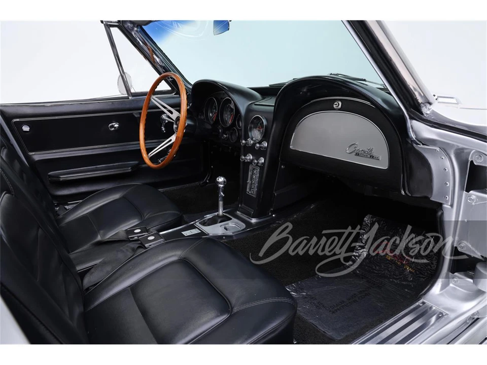 1965 Chevrolet Corvette C2 - Image 8 of 9