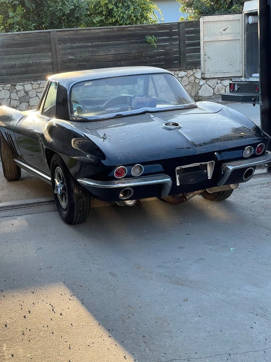 1965 Chevrolet Corvette C2 - Image 10 of 21