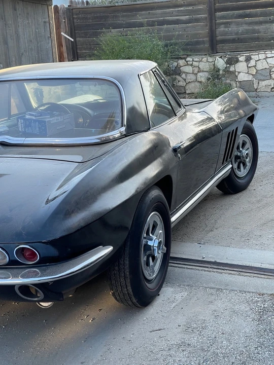 1965 Chevrolet Corvette C2 - Image 12 of 21