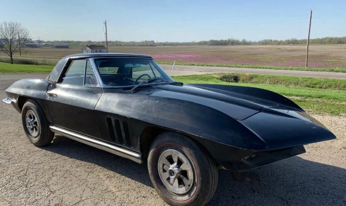 1965 Chevrolet Corvette C2 - Image 2 of 21