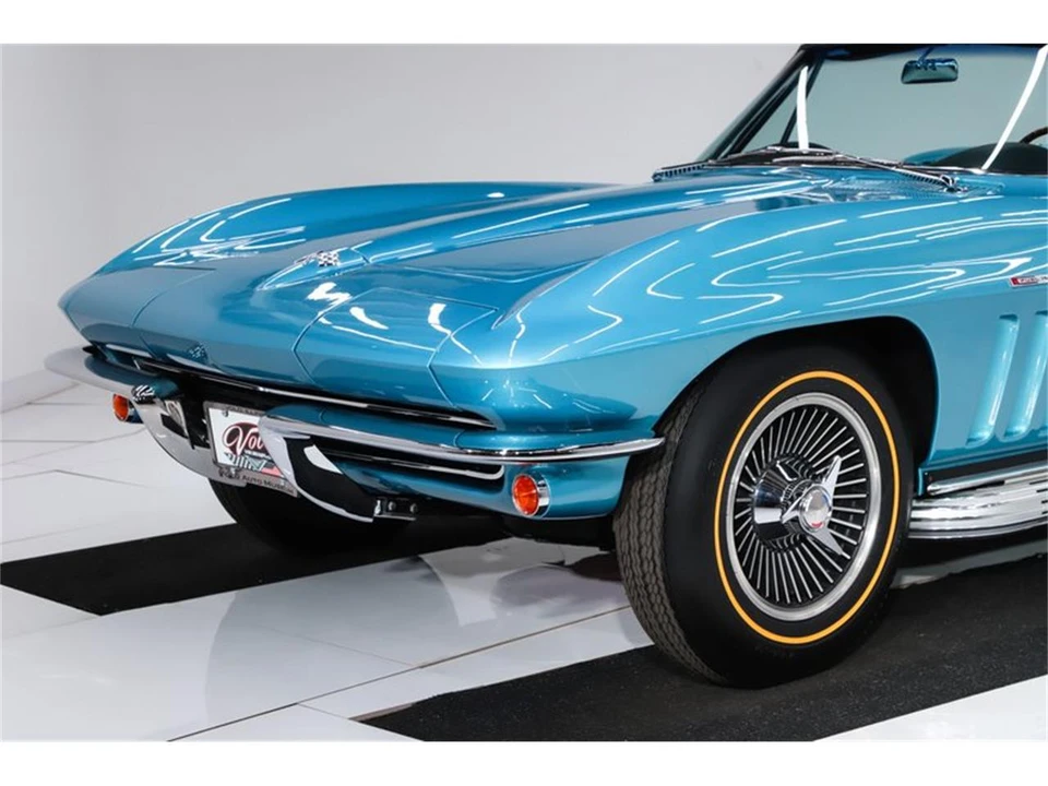 1965 Chevrolet Corvette C2 - Image 11 of 31