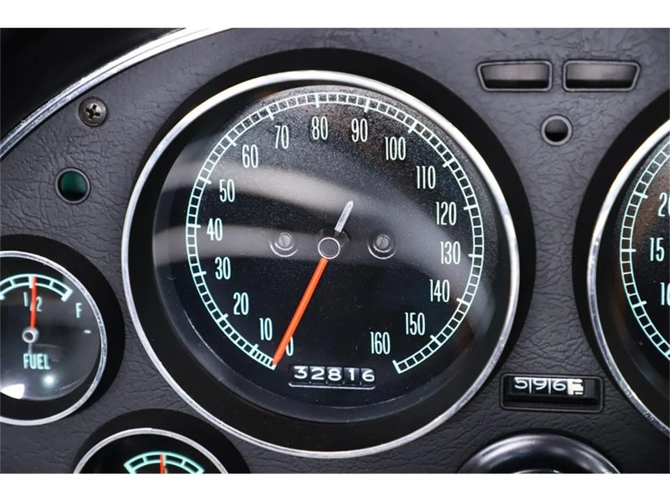 1965 Chevrolet Corvette C2 - Image 3 of 31