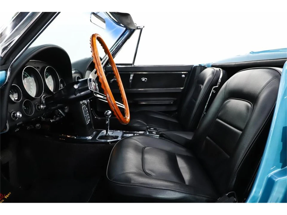 1965 Chevrolet Corvette C2 - Image 28 of 31