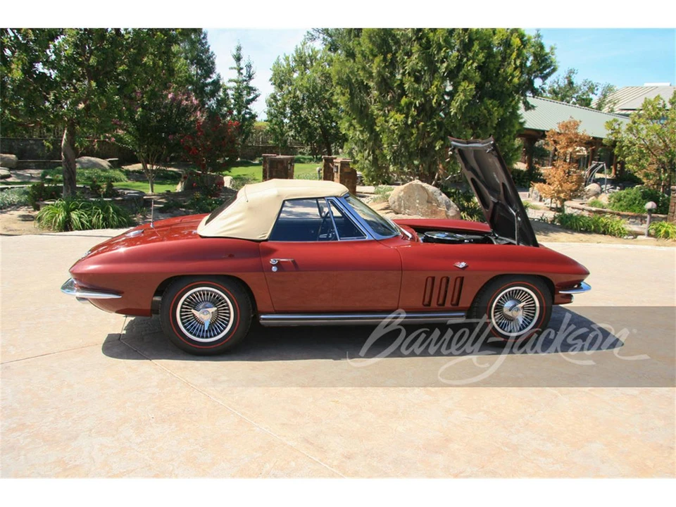 1965 Chevrolet Corvette C2 - Image 2 of 5