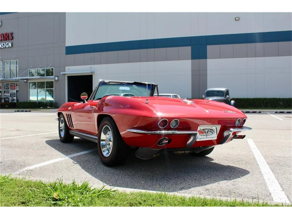 1965 Chevrolet Corvette C2 - Image 10 of 31