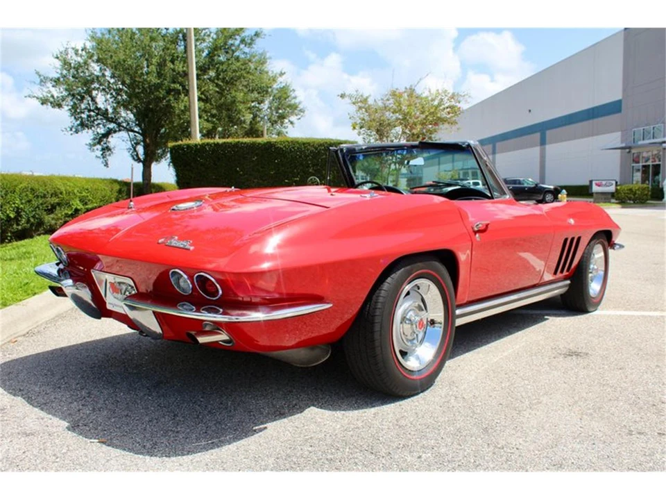 1965 Chevrolet Corvette C2 - Image 13 of 31