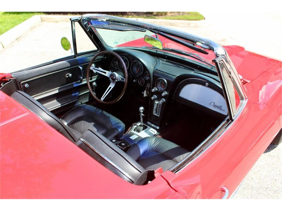 1965 Chevrolet Corvette C2 - Image 28 of 31
