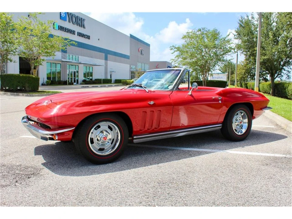 1965 Chevrolet Corvette C2 - Image 7 of 31