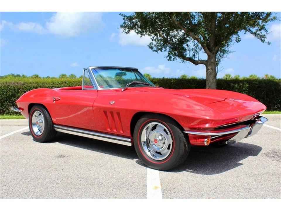 1965 Chevrolet Corvette C2 - Image 4 of 31