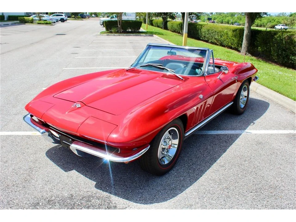 1965 Chevrolet Corvette C2 - Image 23 of 31