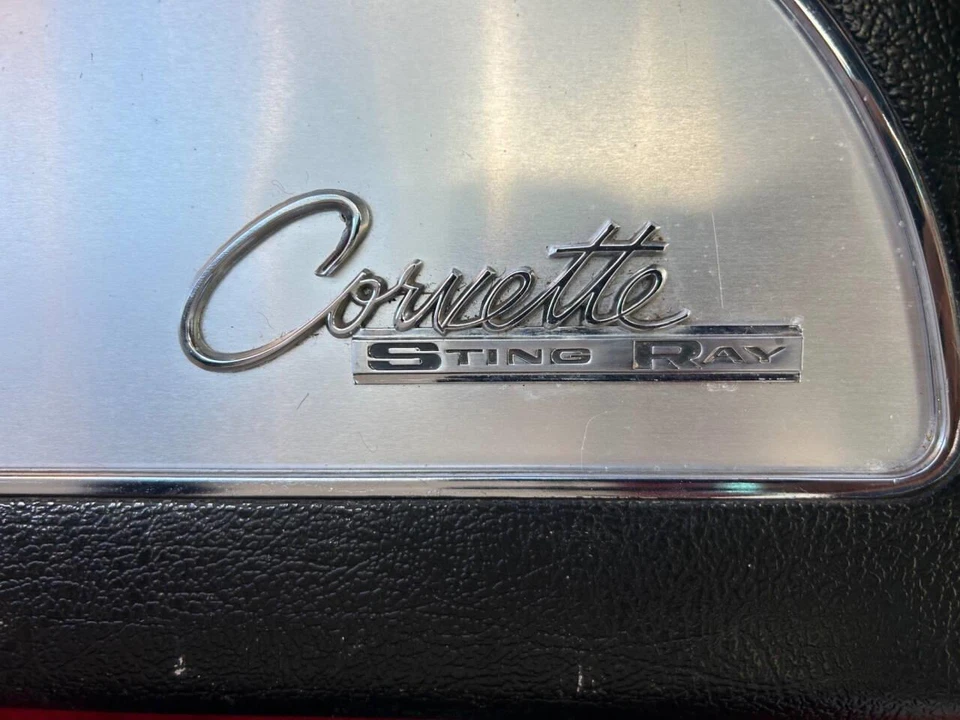 1965 Chevrolet Corvette C2 - Image 30 of 31