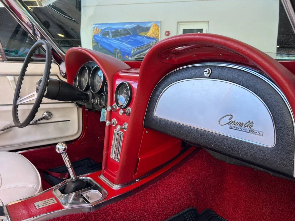 1965 Chevrolet Corvette C2 - Image 27 of 31