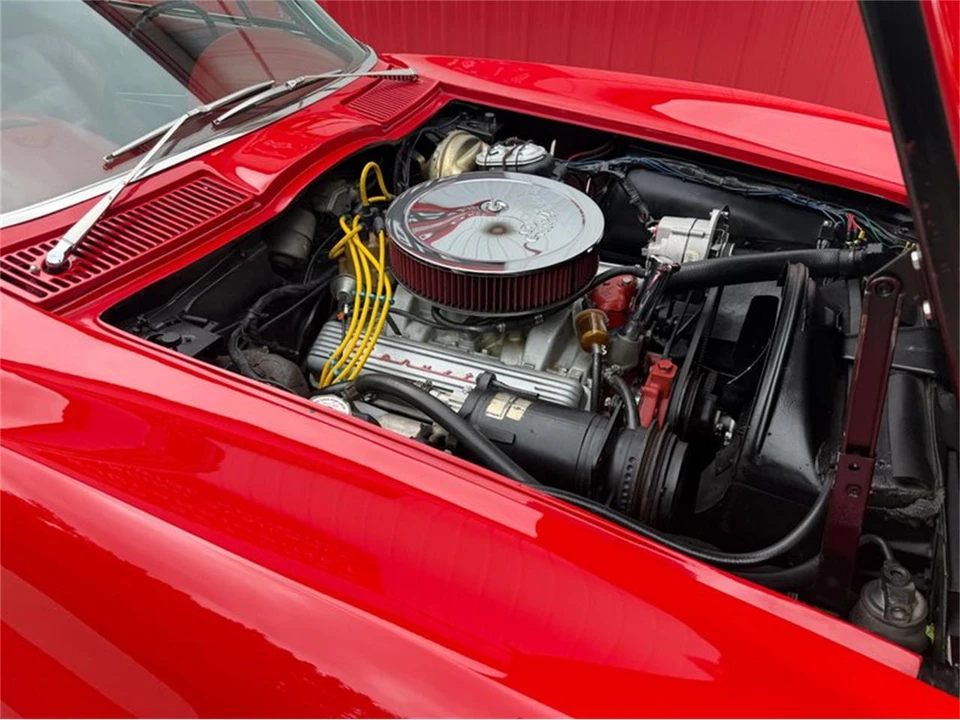 1965 Chevrolet Corvette C2 - Image 21 of 31
