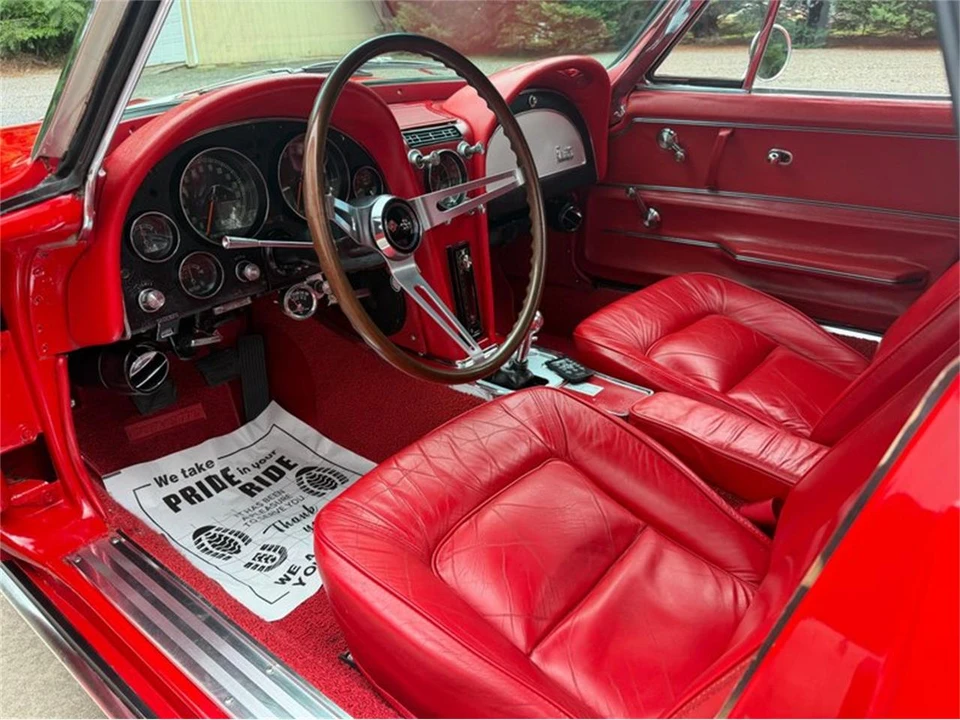 1965 Chevrolet Corvette C2 - Image 16 of 31