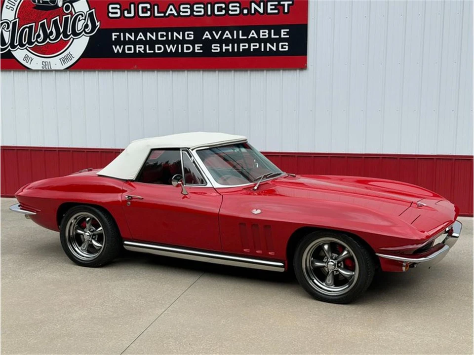 1965 Chevrolet Corvette C2 - Image 2 of 31