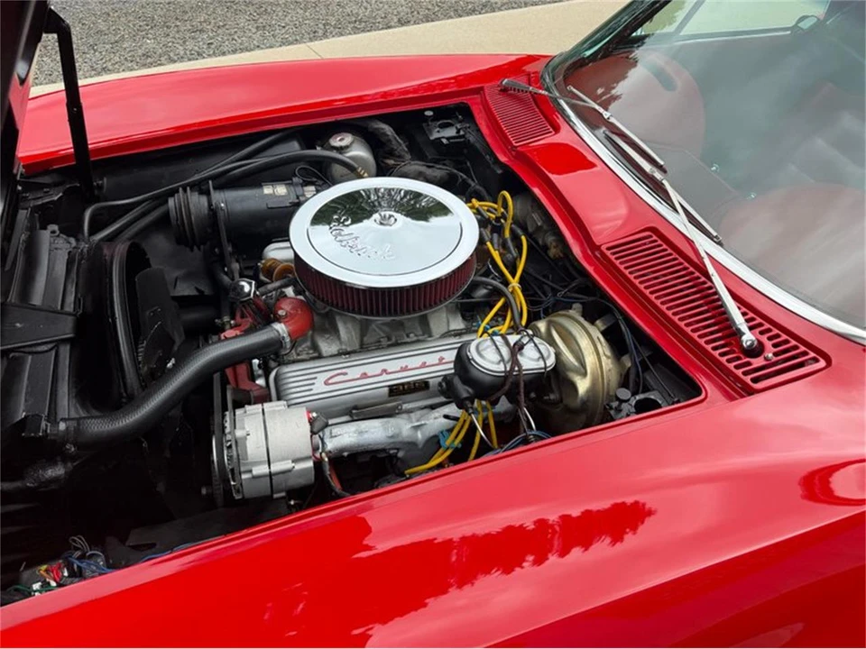 1965 Chevrolet Corvette C2 - Image 22 of 31