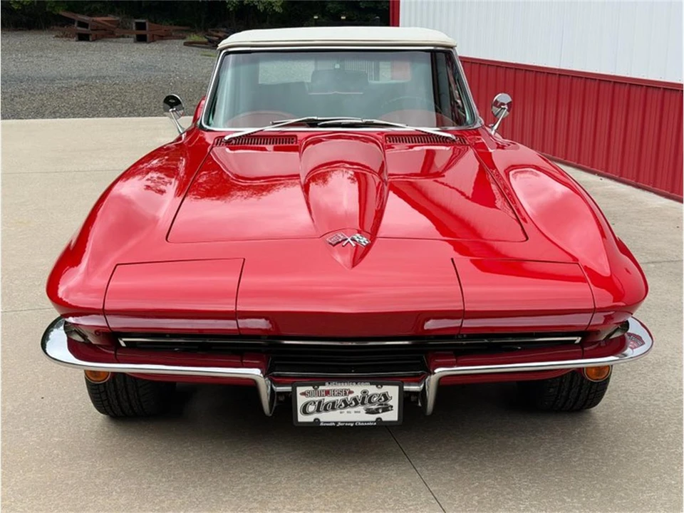 1965 Chevrolet Corvette C2 - Image 3 of 31