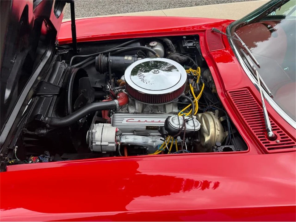 1965 Chevrolet Corvette C2 - Image 23 of 31
