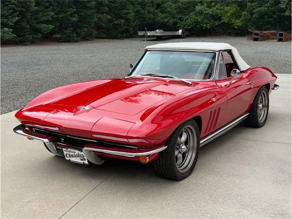 1965 Chevrolet Corvette C2 - Image 4 of 31