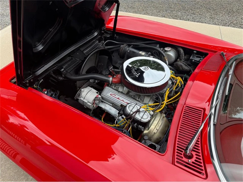 1965 Chevrolet Corvette C2 - Image 19 of 31