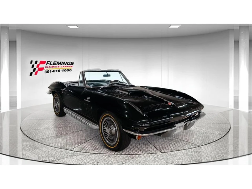 1965 Chevrolet Corvette C2 - Image 13 of 25
