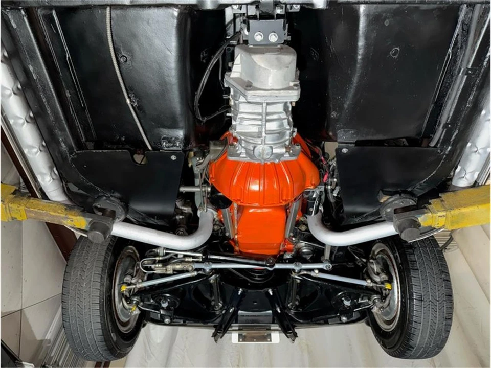 1965 Chevrolet Corvette C2 - Image 24 of 25