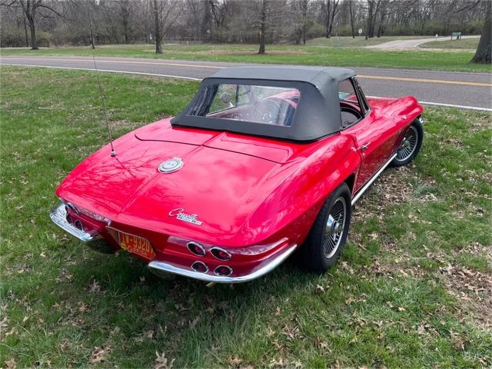 1965 Chevrolet Corvette C2 - Image 14 of 31