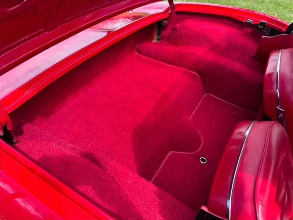 1965 Chevrolet Corvette C2 - Image 29 of 31