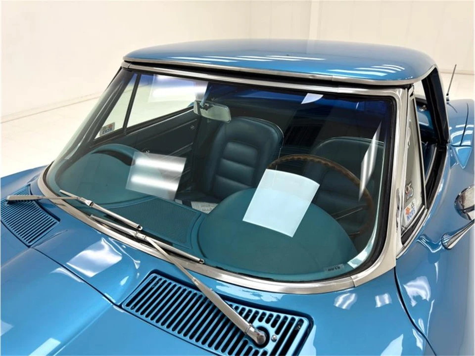 1965 Chevrolet Corvette C2 - Image 21 of 31