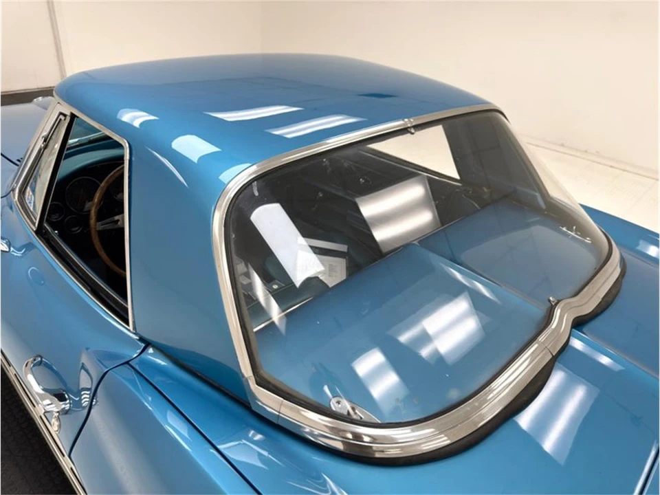 1965 Chevrolet Corvette C2 - Image 26 of 31