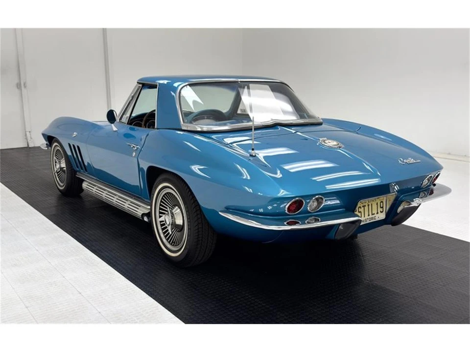 1965 Chevrolet Corvette C2 - Image 7 of 31